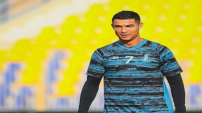 بالفيديو ..  منح "رونالدو" شارة قيادة فريق موسم الرياض