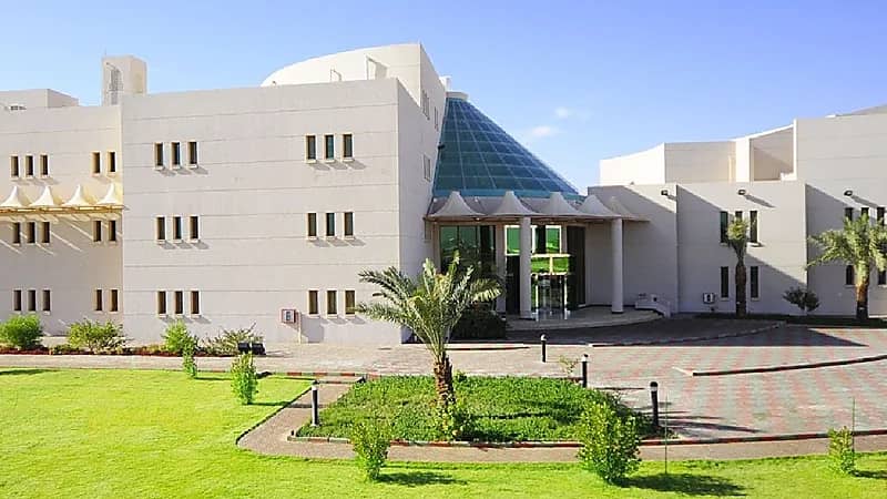 تعليم الجوف تعلق الدراسة الحضورية بمدارس المنطقة