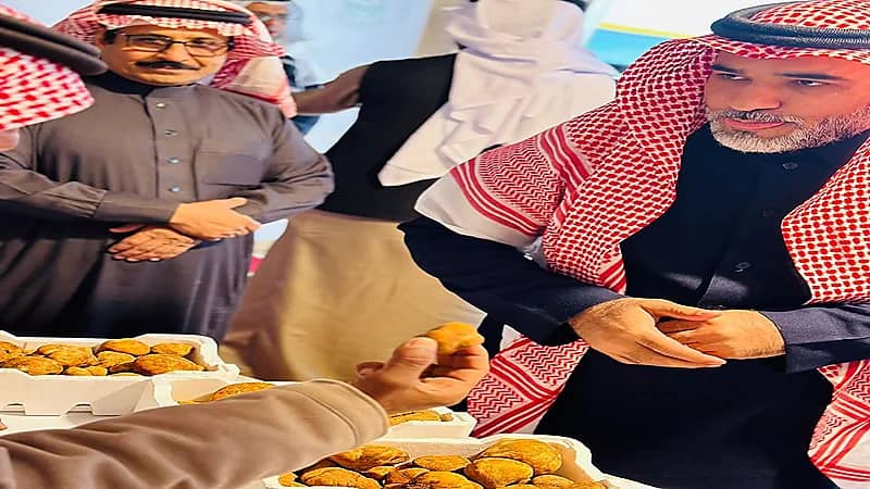 أمين مجلس الجمعيات التعاونية يزور مهرجان الفقع بطريف