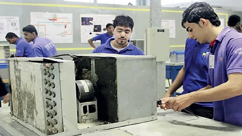 تعليق التدريب التقني في المنطقة الشرقية ونجران