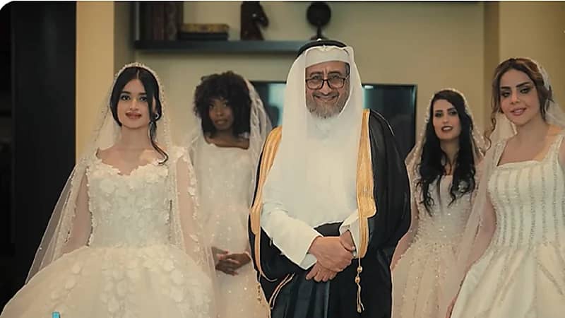 شاهد .. "القصبي" يذهب للخطابة ويتزوج 4 فتيات