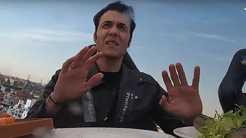 شاهد.. ردة فعل غير متوقعة من الفنان أمير عيد في رامز نيفر إند