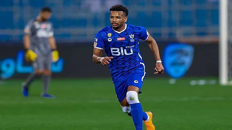 استبعاد البليهي من قائمة الهلال أمام النصر