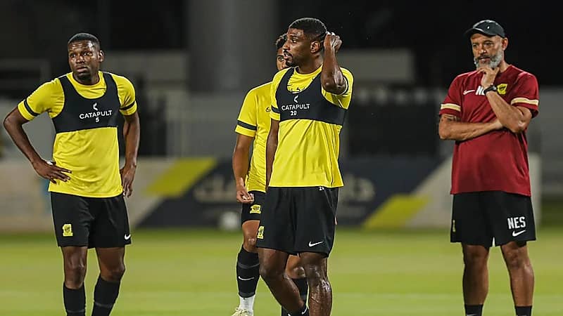 شراحيلي يشارك في تدريبات الاتحاد 