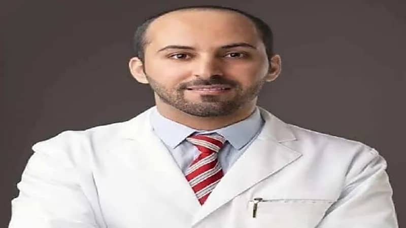 هل يوجد علاقة بين قرحة المريء والمعدة ونقص الحديد؟.. استشاري يجيب 