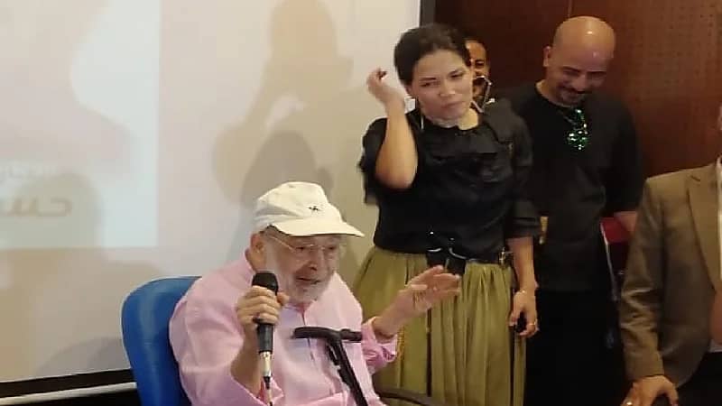 أول ظهور لابنة الفنان حسن يوسف وشمس البارودي - فيديو