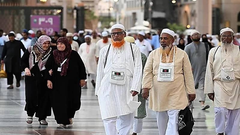وصول 383 ألف حاج إلى المدينة المنورة