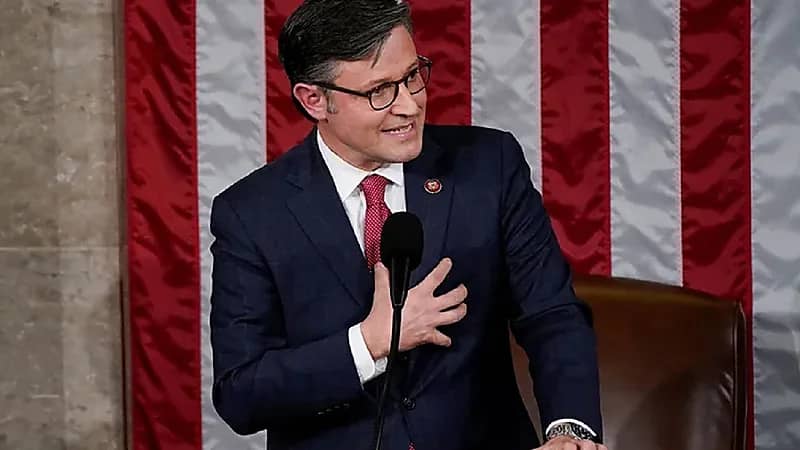 فيديو قديم لرئيس مجلس النواب الأمريكي يكشف مفاجأة بشأن "تويتر"