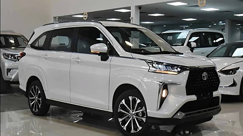 مواصفات وأسعار أبرز السيارات العائلية الصغيرة.. فيديو