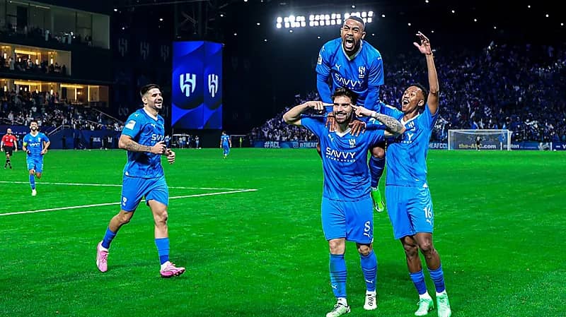 الهلال يحطم الرقم القياسي لـ ريال مدريد