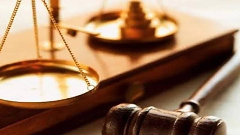 زوج يطالب زوجته بإعادة كليته أو دفع ثمنها ليطلقها