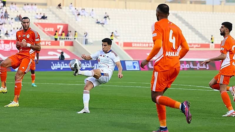 تأجيل ثلاث مباريات في الدوري الإماراتي لسوء الأحوال الجوية