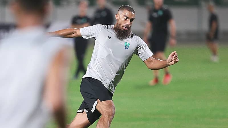 تفاصيل عقد غرابان الذي تسبب في منع الأهلي من التسجيل .. فيديو