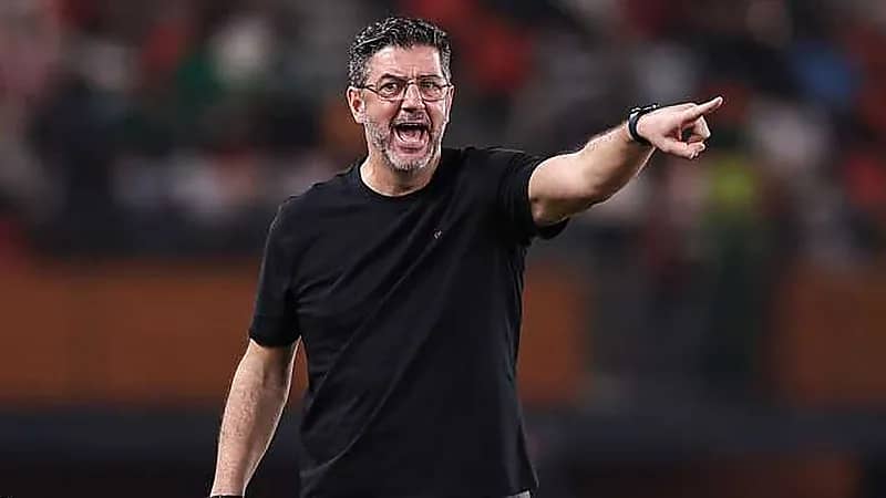 اتحاد الكرة المصري يفجر مفاجأة مدوية بعد شكوى فيتوريا