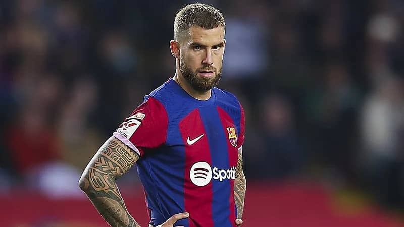 النصر يتوصل لاتفاق لشراء عقد مارتينيز