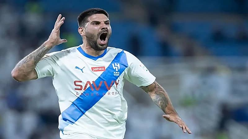 ميتروفيتش يتوج بـ أفضل لاعب في دوري روشن