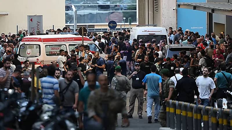 طبيب لبناني : استأصلنا عيون أكثر من 50% من المصابين في تفجيرات "البيجر" .. فيديو