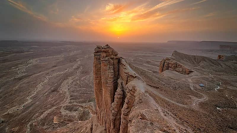 المسند يكشف أطول ليلة وأقصر نهار في السنة