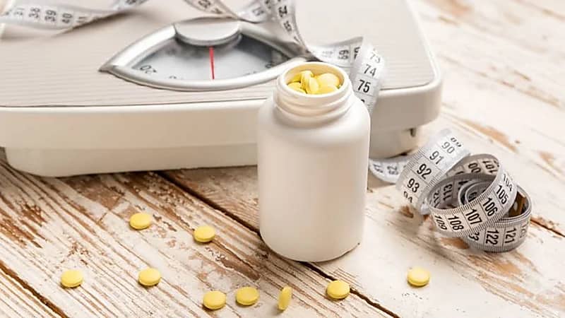 مغنية أمريكية تكشف عن إصابتها بهشاشة العظام بسبب عقار إنقاص الوزن