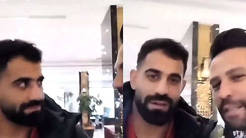 لاعب بيرسبوليس يضرب مشجع   ..  فيديو