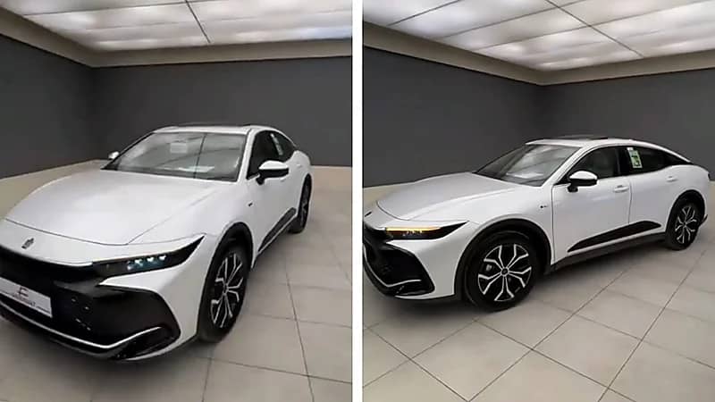 أبرز مواصفات وسعر تويوتا كراون بريميوم 2025 .. فيديو