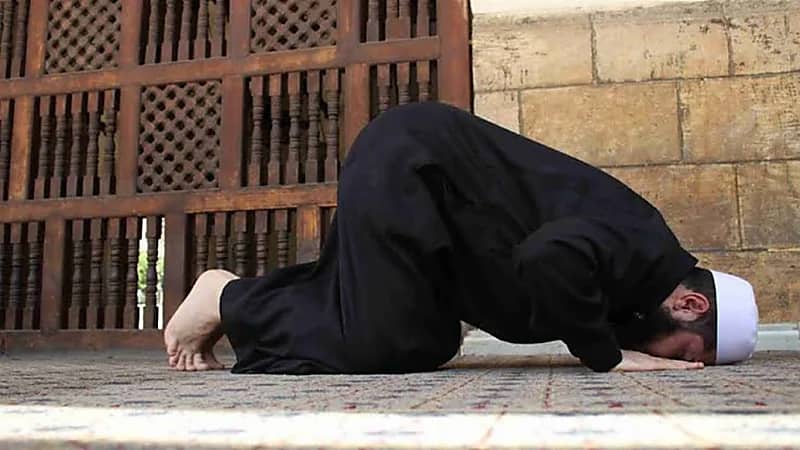 حكم صلاة الزوال ..فيديو