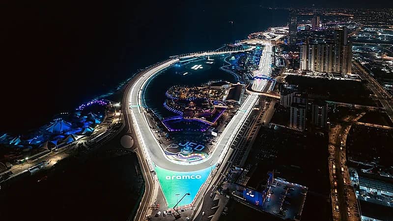 لقطات مذهلة لحلبة كورنيش جدة بعدسة الأقمار الصناعية خلال سباق فورمولا1