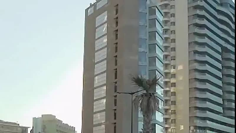 الحبتور يعلن تقطيع مبنى فندق ضخم في لبنان ونقله لبلد آخر ..فيديو