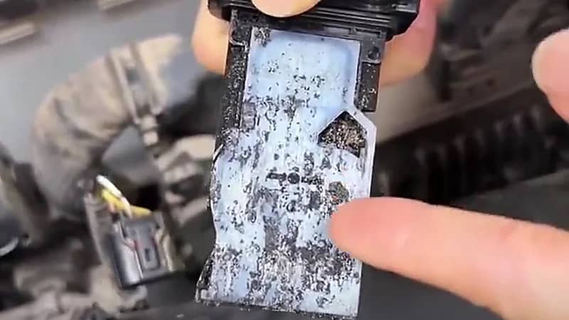 سبب زيادة استهلاك الوقود في السيارات .. فيديو