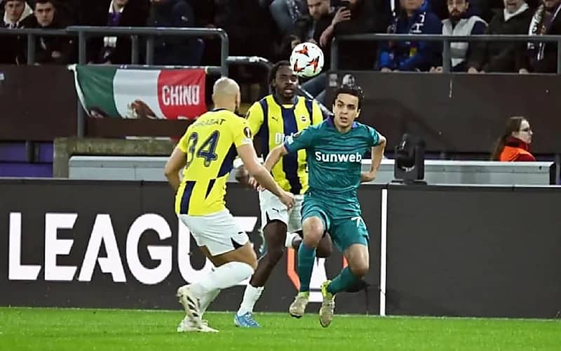 فنربخشة يُقيّم موقف أمرابط ويضعه على قائمة الانتقالات