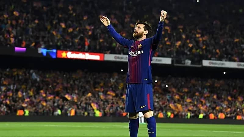 برشلونة يسعى لافتتاح كامب نو بحضور ميسي