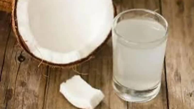 النمر: ماء جوز الهند يخفض ضغط الدم