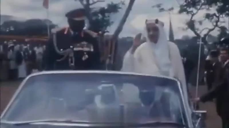 لقطات نادرة لزيارة الملك فيصل إلى أوغندا قبل 53 عامًا .. فيديو