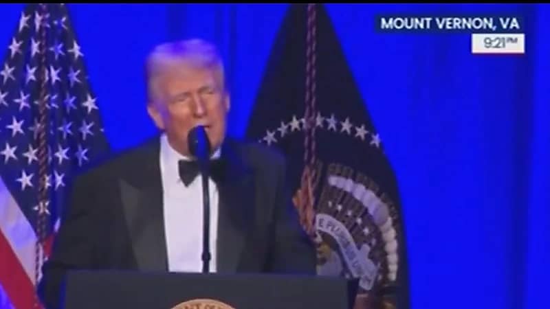 ترامب يصف بايدن  بـ"الغبي وأسوأ رئيس في تاريخ أمريكا"  .. فيديو