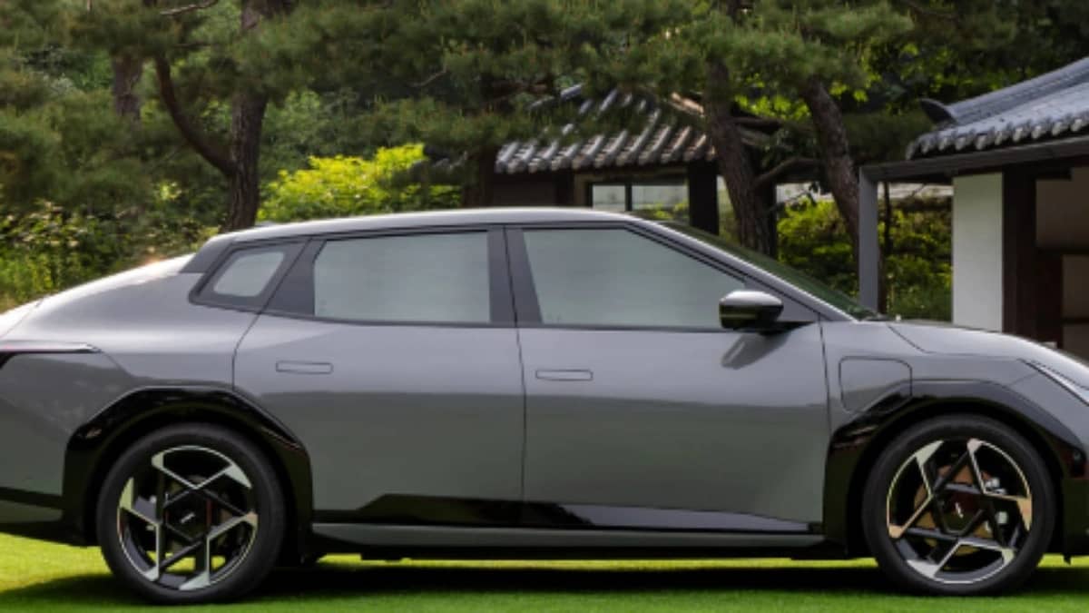 WhatsApp Image 2025-10-01 at 22.58.23.jpeg