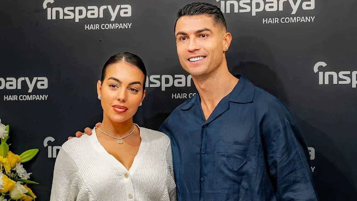 رونالدو يكشف عن موعد حفل زفافه على جورجينا رودريغيز