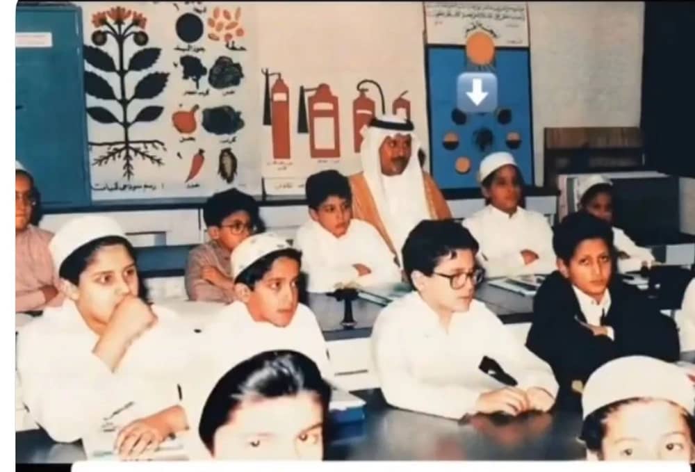 صورة نادرة لولي العهد داخل الفصل الدراسي قبل 31 عام
