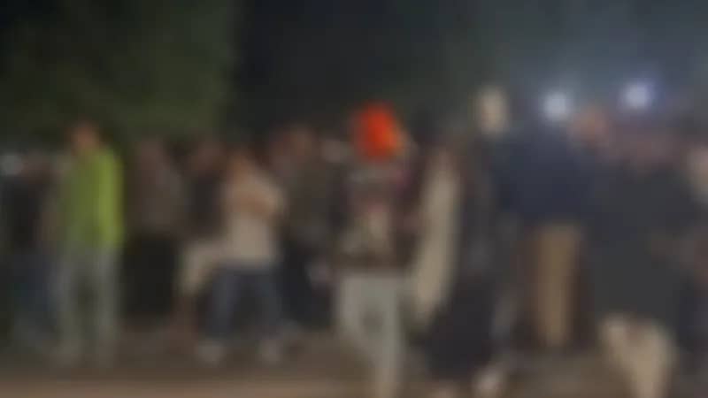 ضبط 6 مواطنين ومقيمة باكستانية لمخالفتهم الذوق العام بجدة