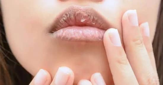 وصفة البنجر لتفتيح الشفاه الداكنة