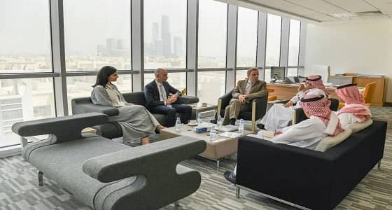 الرئيس التنفيذي للهيئة العامة للثقافة يلتقي السفير الهولندي في الرياض