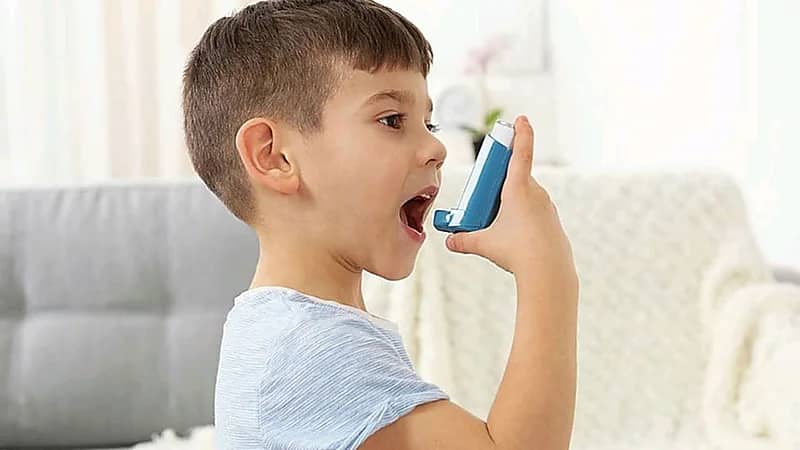 الطريقة الصحيحة لاستخدام بخاخ الربو "بالقمع"