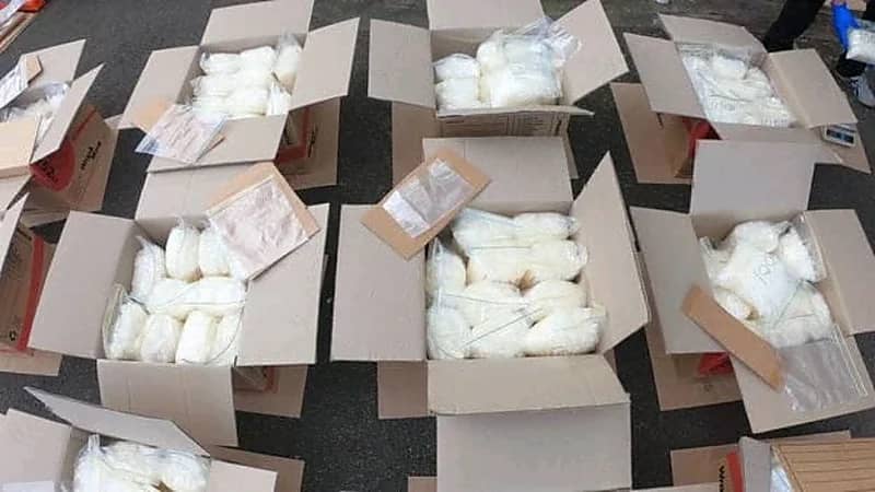 بعد إخماد حريق في بيت مهجور.. العثور على كمية ضخمة من المواد المشبوهة بداخله