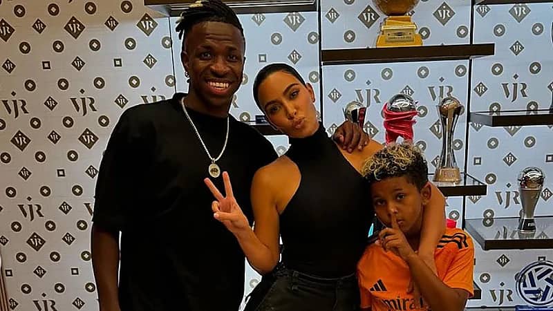 ‎سبب ظهور كيم كارديشيان في منزل فينيسيوس جونيور