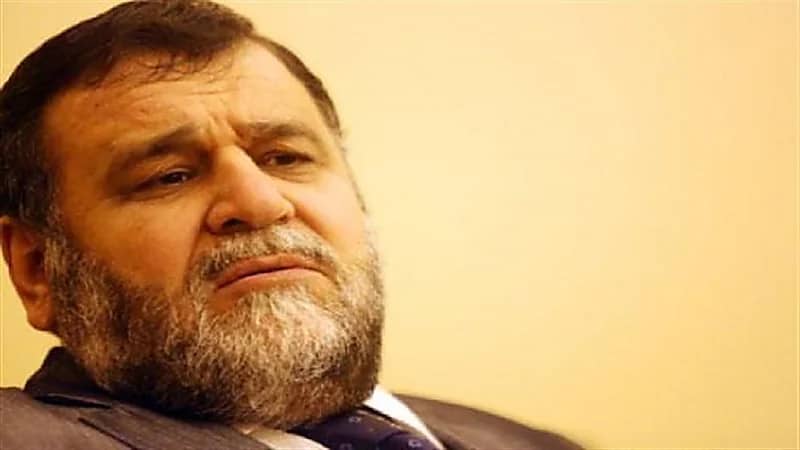 أسلحة حربية وذخيرة بمنزل نائب لبناني سابق