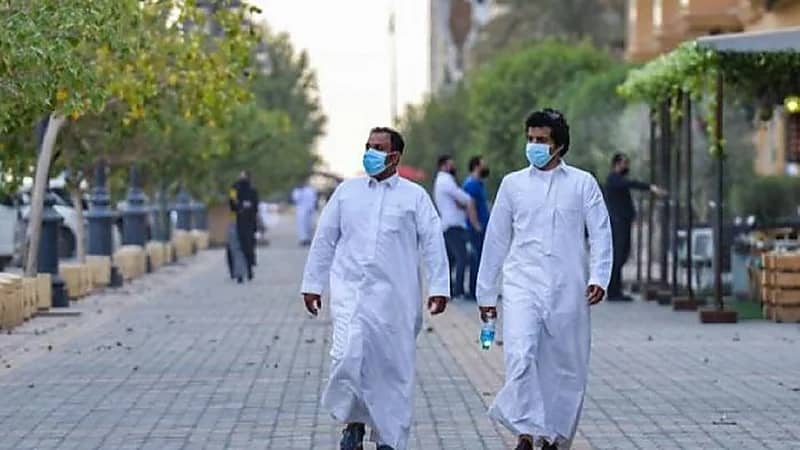 عالم فيروسات يتوقع تحول كورونا لفيروس "موسمي"