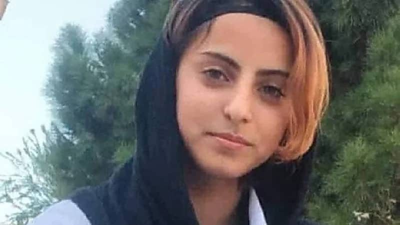 الملالي يحكم بإعدام مراهقة اشتركت في الاحتجاجات