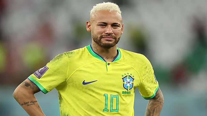 شاهد .. بكاء نيمار وحسرة لاعبي البرازيل بعد خسارتهم أمام كرواتيا