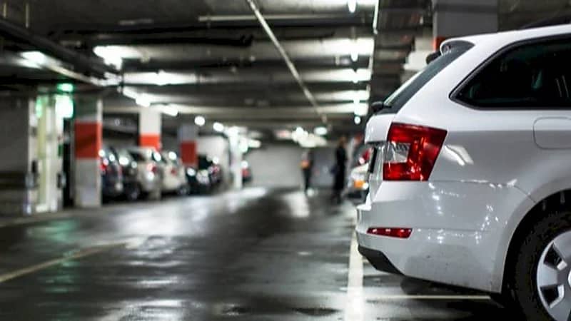 طريقة التعامل الصحيحة مع السيارة قبل ركنها مدة طويلة