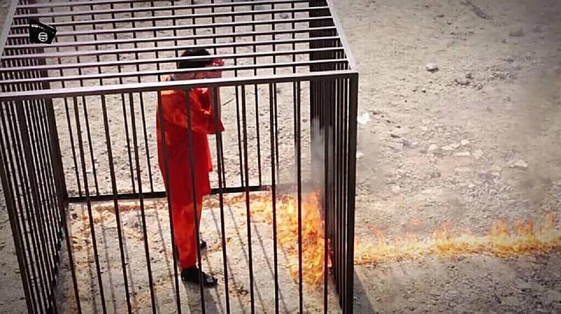 اليوم.. محاكمة الداعشي حارق الطيار الأردني معاذ الكساسبة