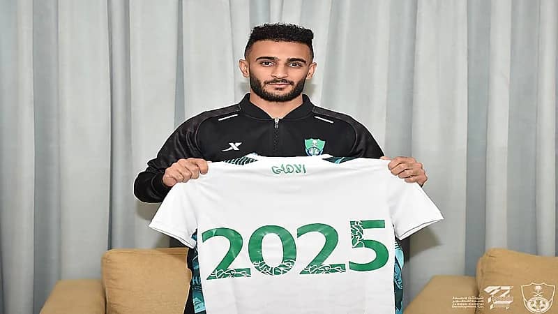 الأهلي يجدد عقد المجحد حتى 2025